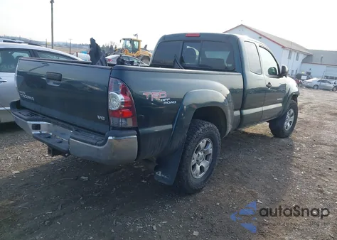 2011 Toyota Tacoma Base V6 z USA, uszkodzony, nr VIN 5TFUU4EN6BX017137